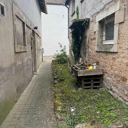 200 M Centre Ville Maison Mitoyenne Avec Place De Parking Gratuite Épinal Εξωτερικό φωτογραφία